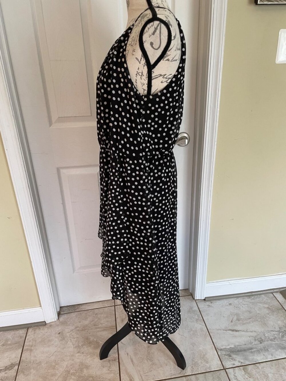 White House Black Market Black White Polka-dots Halter Sleeveless High Low 12 - Picture 10 of 14